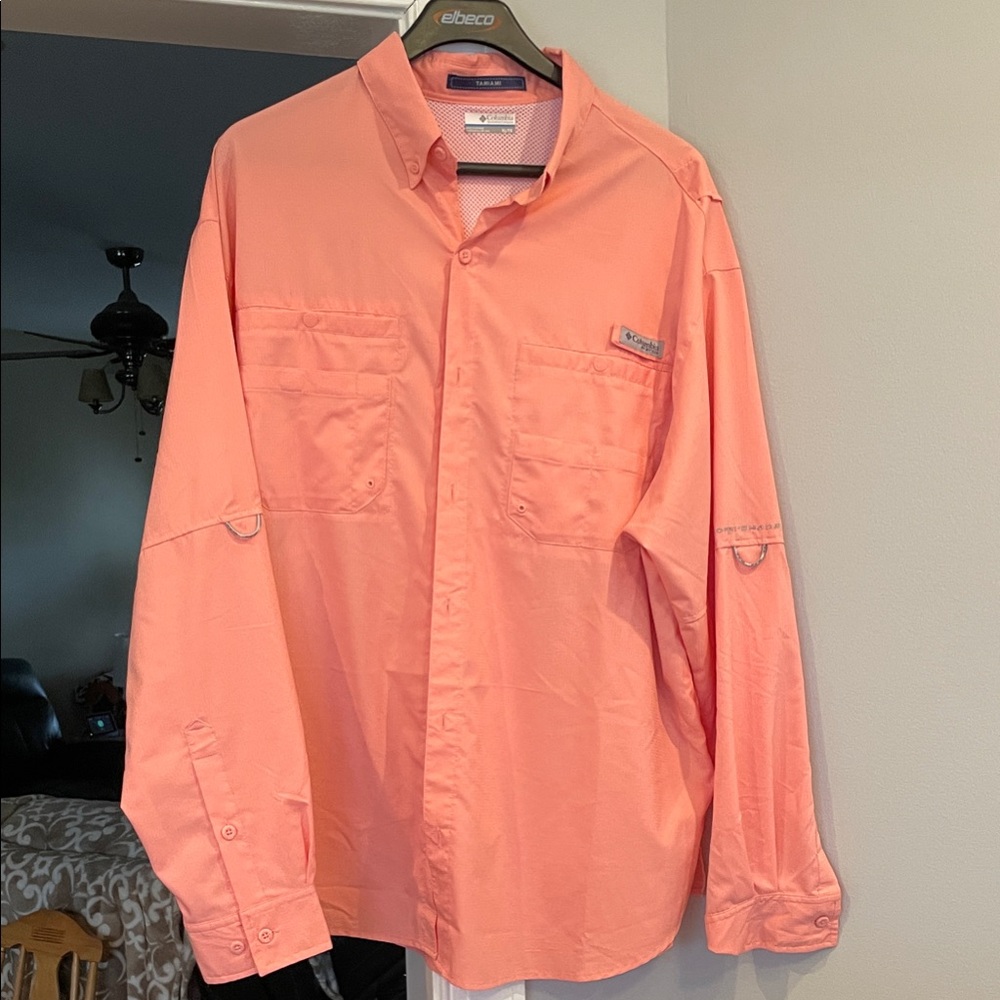 Columbia Tamiami PERFORMANCE FISHING GEAR (PFG) Men's Coral Button Down Shirt